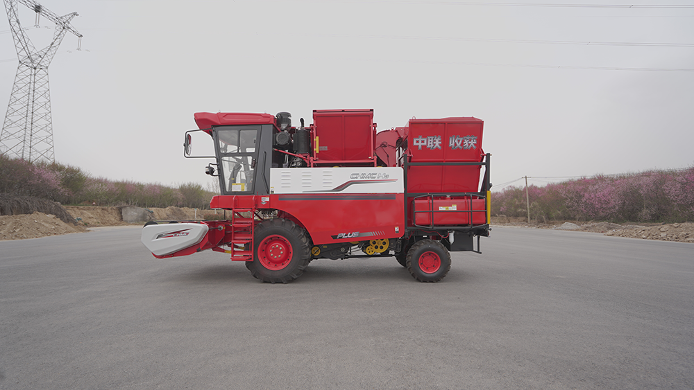 AG百家乐2023款4HJL-3(G4)花生捡拾收获机