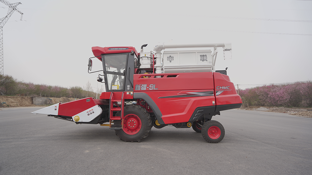 AG百家乐2023款4YZL-5(G4)自走式玉米籽粒联合收获机